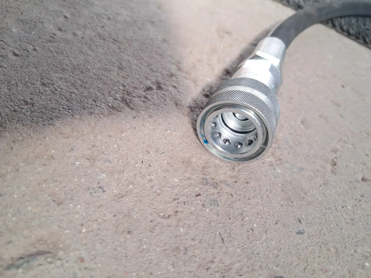 Billede 6 - Hydraulikslange med kobling og fittings helt ny.