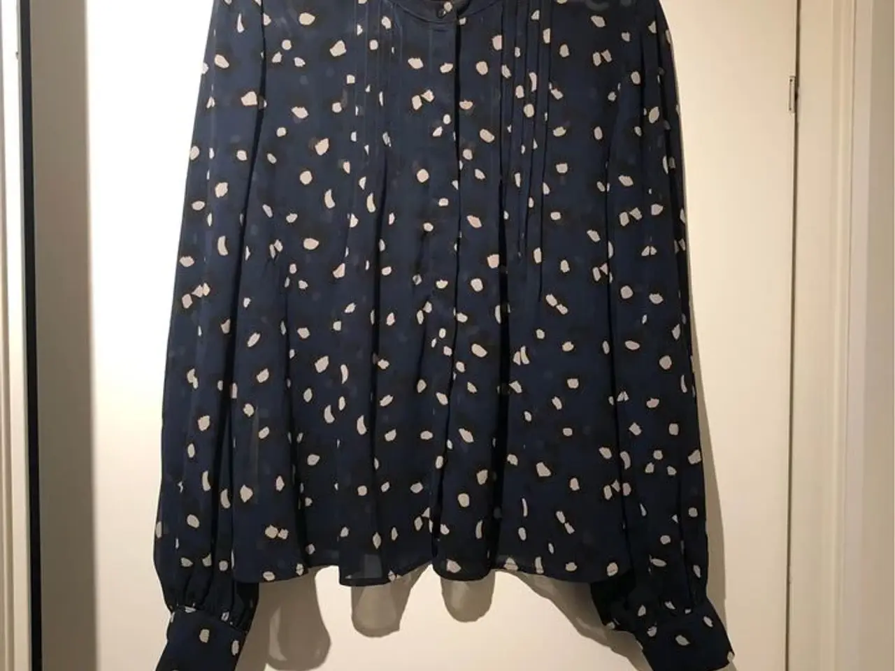 Billede 1 - MNG bluse - Str. L