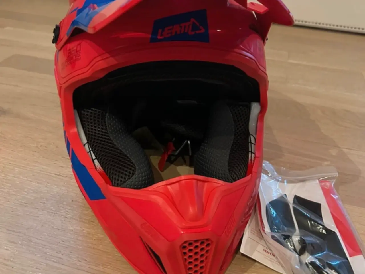 Billede 1 - Leatt gpx 5.5 v15 hjelm