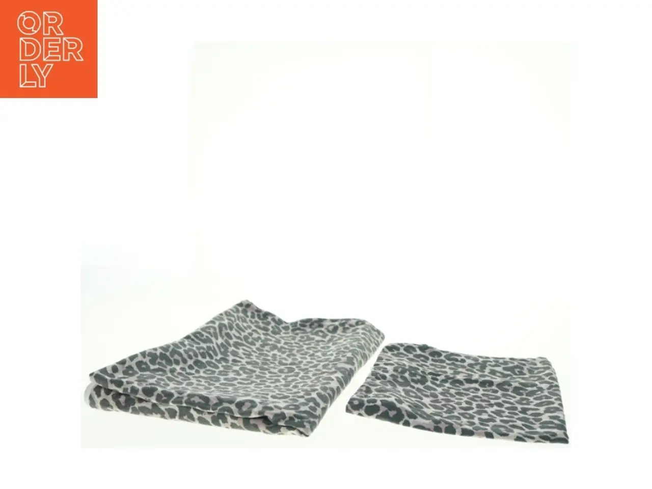 Billede 3 - Leopardprint tørklæde (str. 66 x 95 44 x 40 cm)