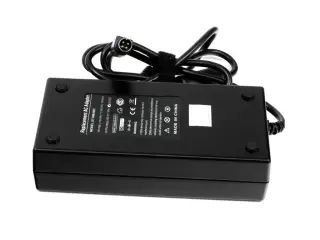 MSL 150W 19V 7.89A strømforsyning med 4pin stick - Kompatibel