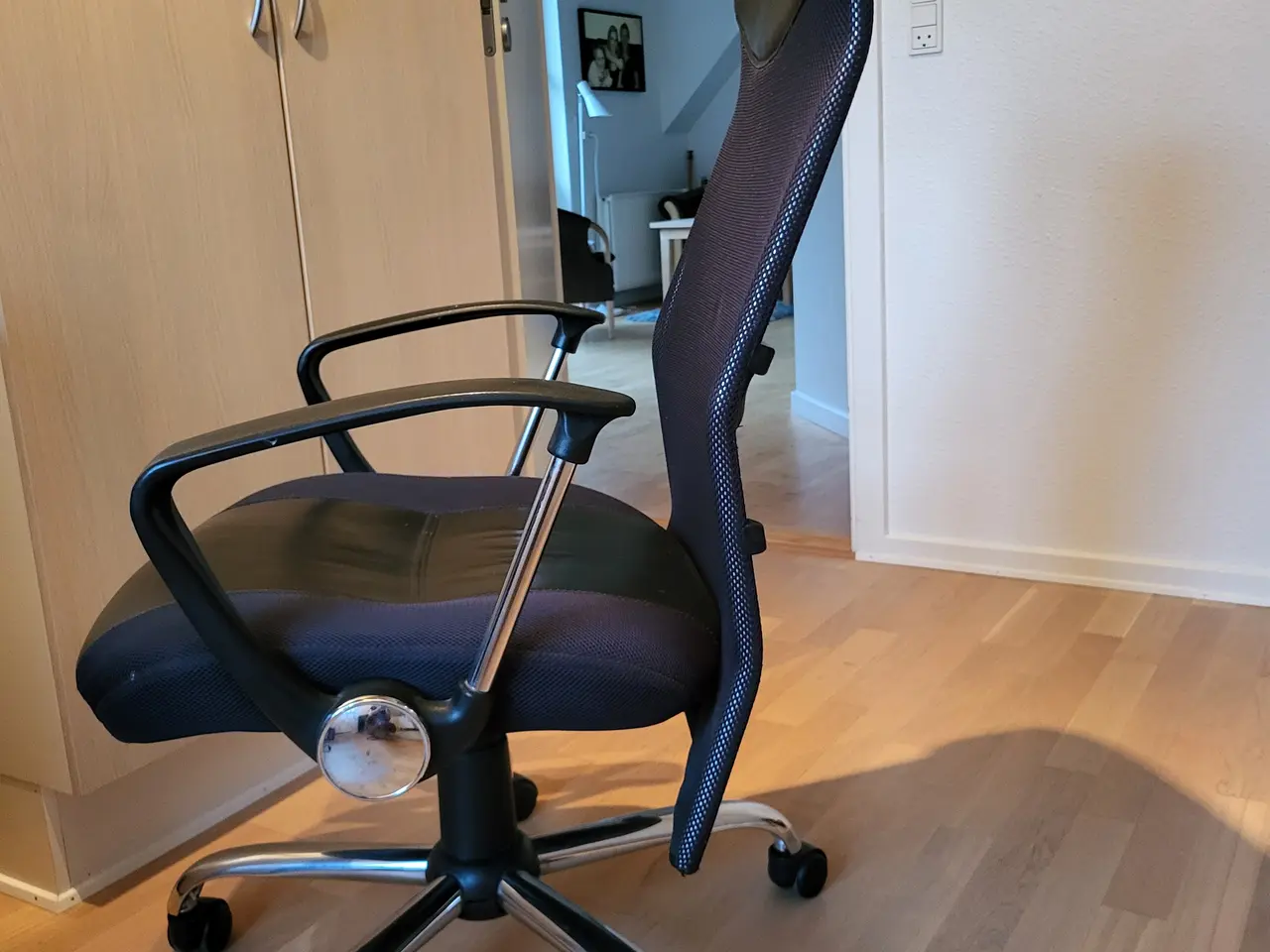 Billede 2 - Kontorstol med høj ryg