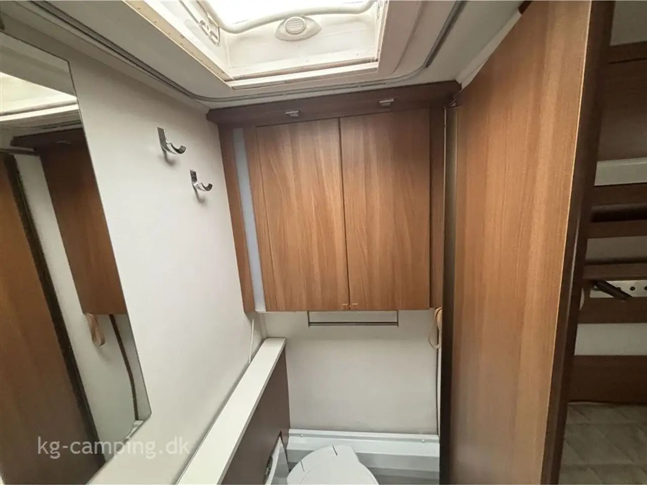 Billede 8 - 2014 - Kabe Royal IMPERIAL 560 XL KS Kabe top model med Markise - Mover - Solcelle - Inverter - Fortelt mm.