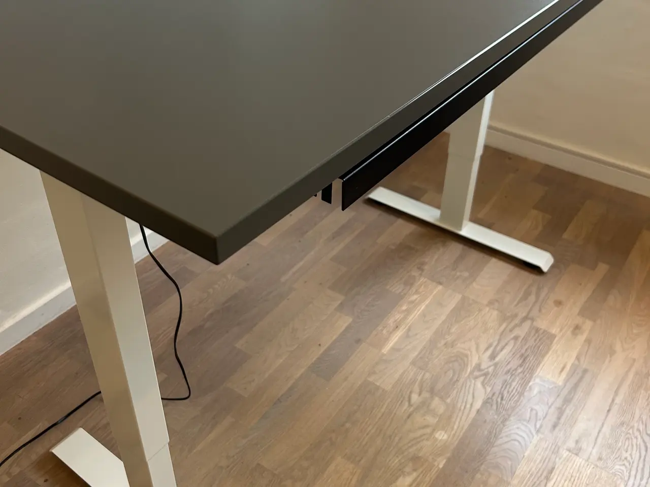 Billede 1 - Hæve-sænkebord perfekt stand.
