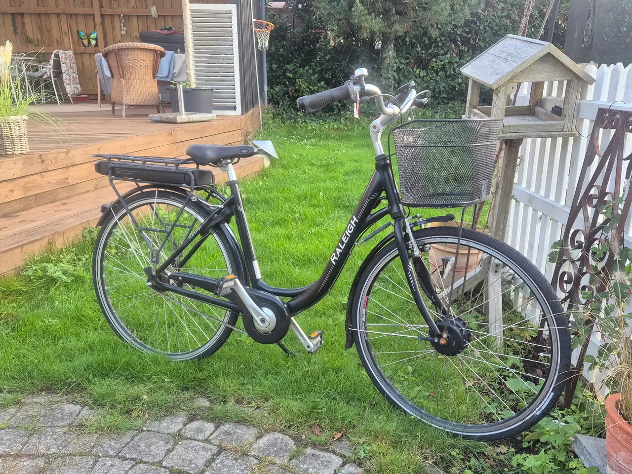 Billede 1 - Sort elcykel til dame