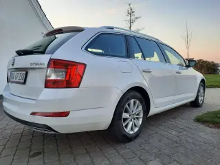 Stationcar