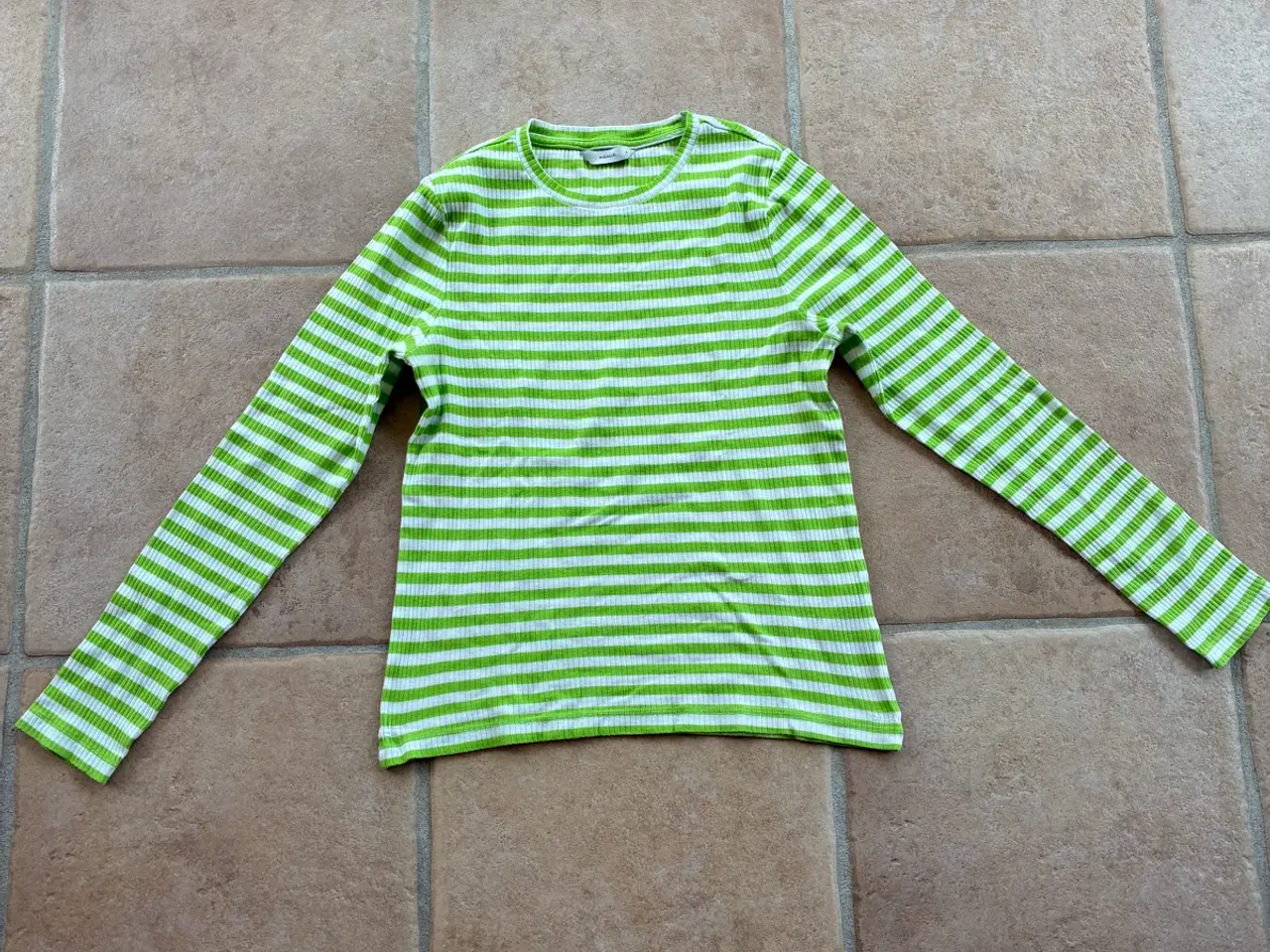 Billede 1 - Only Pigalle bluse str. L