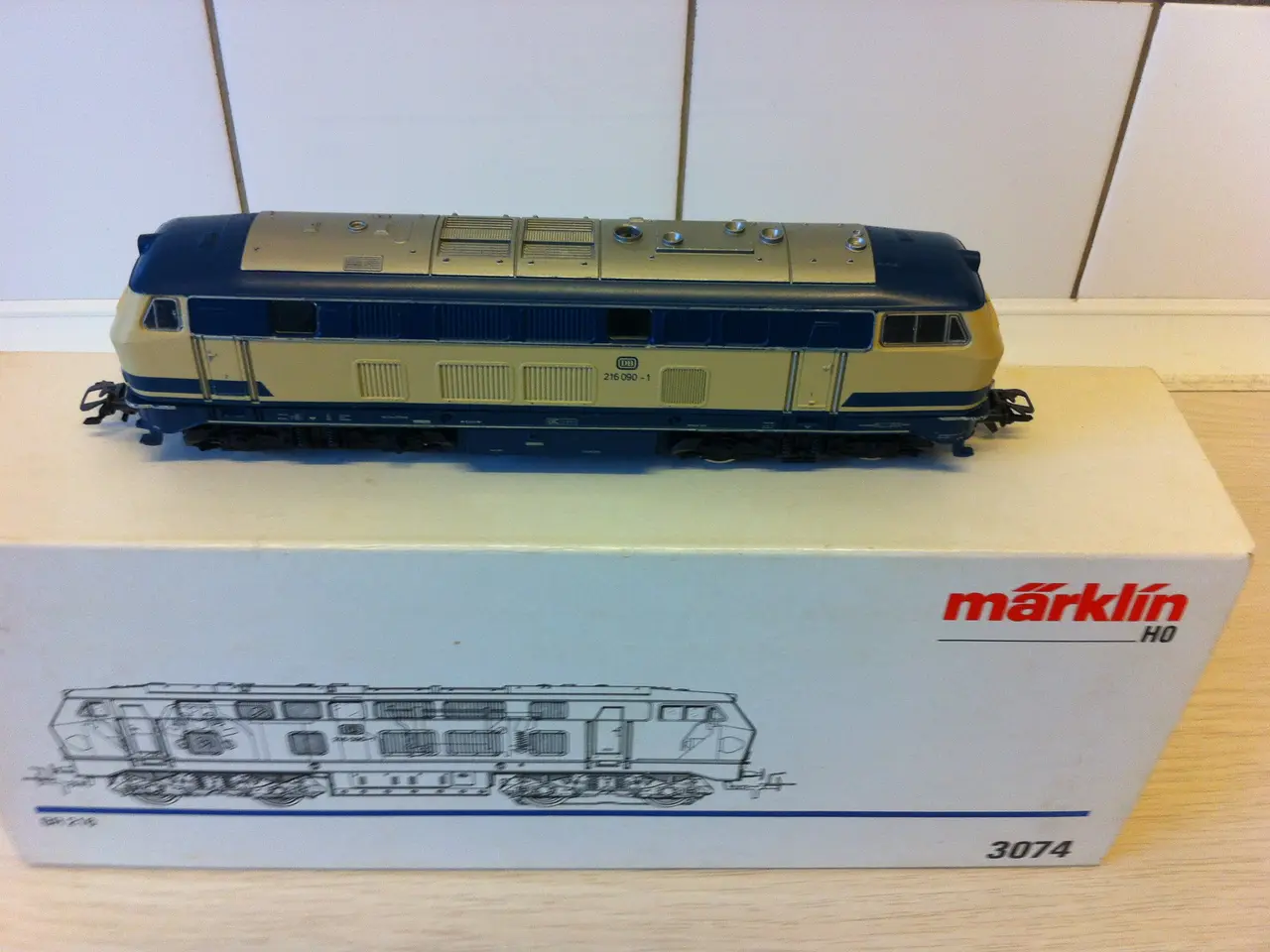Billede 1 - Märklin 3074 DB BR 216 Velholdt lok i flot stand
