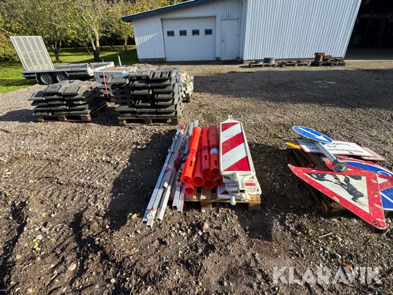 Billede 1 - Afspærringsmateriel og skiltefødder 5 paller