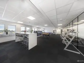 Kontorlejemål på 2.082 m² i Avedøre Holme