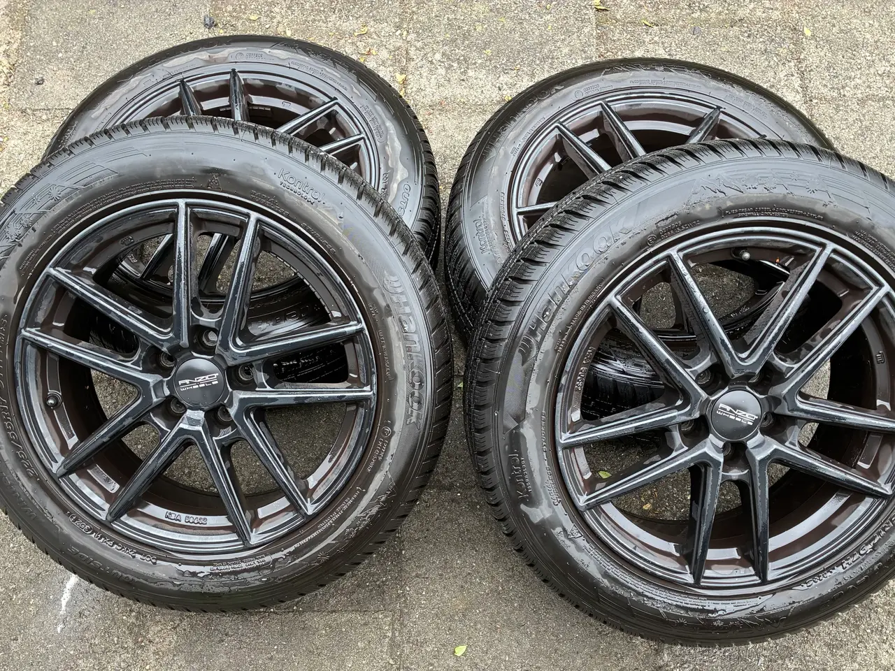 Billede 2 - 4 stk Hankook vinterdæk 225/55R17 ANZIO fælge