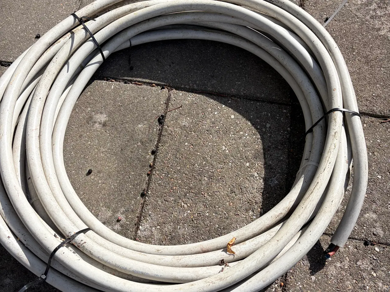 Billede 1 - 4x10 mm2 installationskabel