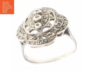 Sølv ring med filigran mønster (str. Ø 52 mm)