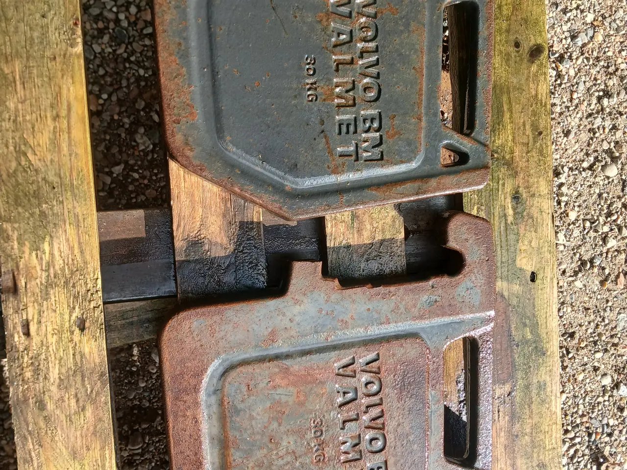 Billede 1 - Frontvægte Volvo BM 30 kg.