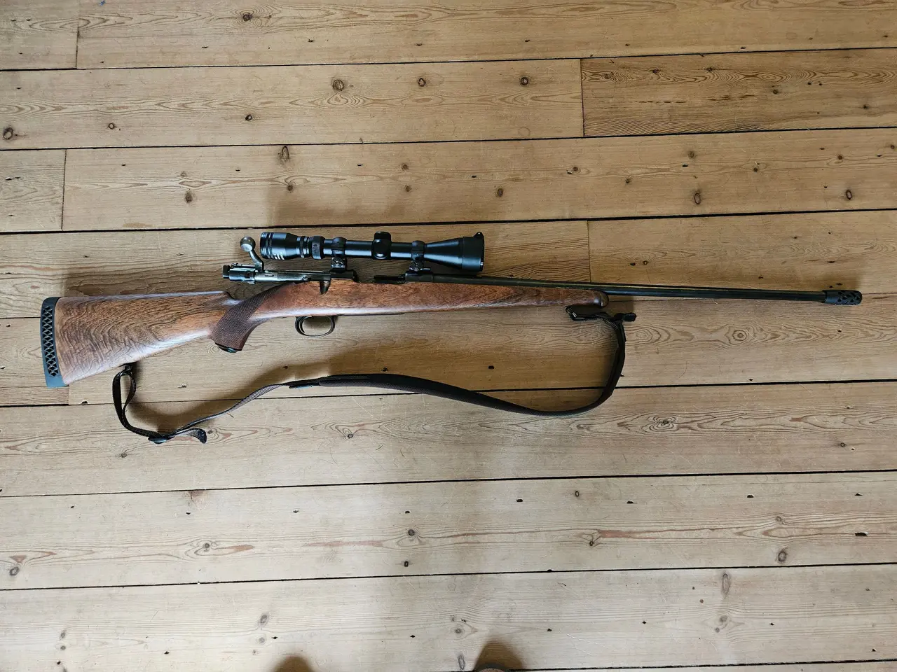 Billede 2 - Stiga jagtriffel .30-06 med kikkert