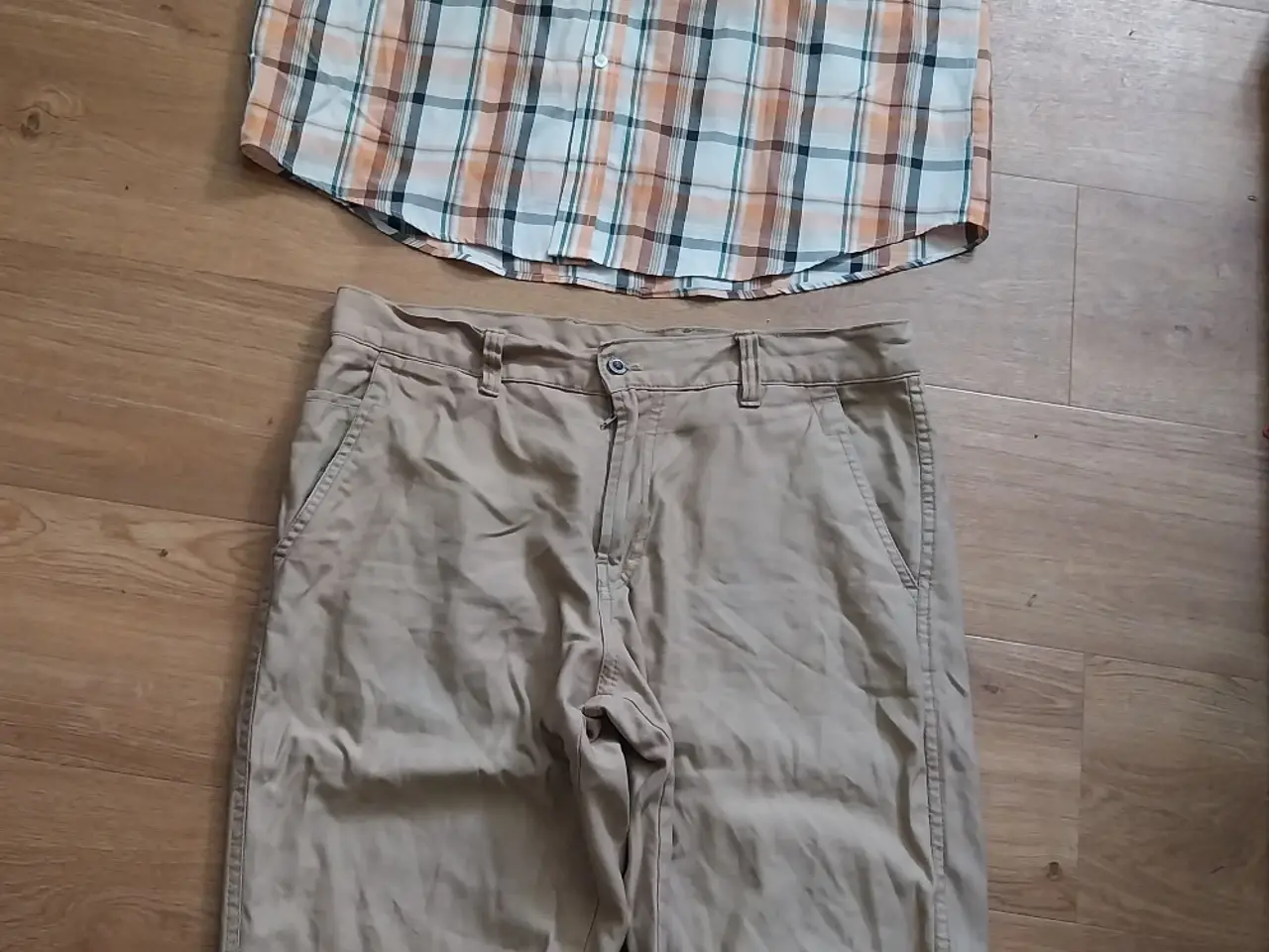 Billede 2 - Skjorte og bukser. Herre