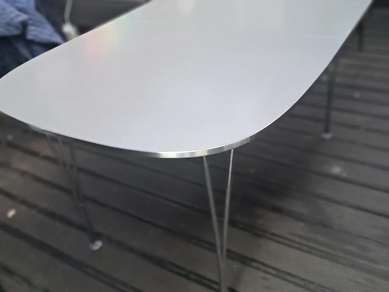 Billede 1 - Spisebord
