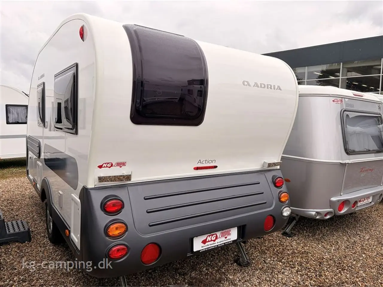 Billede 2 - 2022 - Adria Action 391 PD Dobbeltseng, Mover og Fortelt.