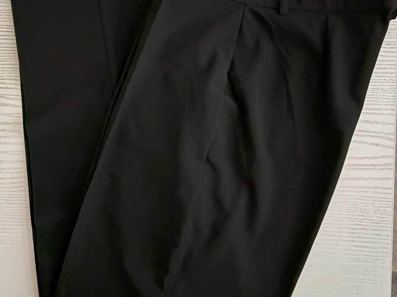 Billede 1 - Bukser med pressefolder PULL & BEAR str. XL, 32
