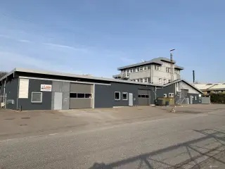 Produktion / Lager / Service 300 - 3570 kvm. Kan opdeles.