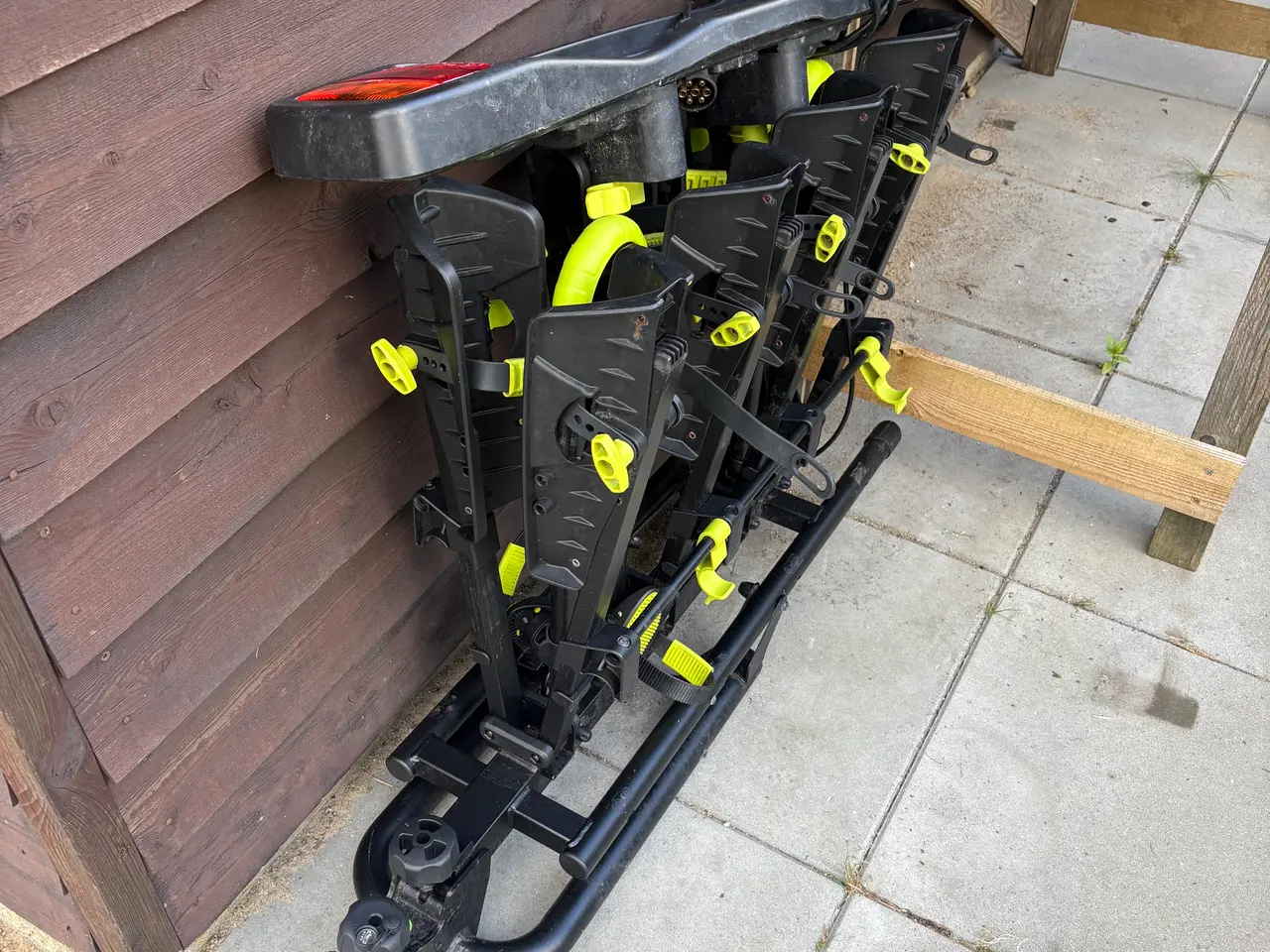 Billede 17 - Fin Buzzrack Buzzwing 4 Cykelholder sælges
