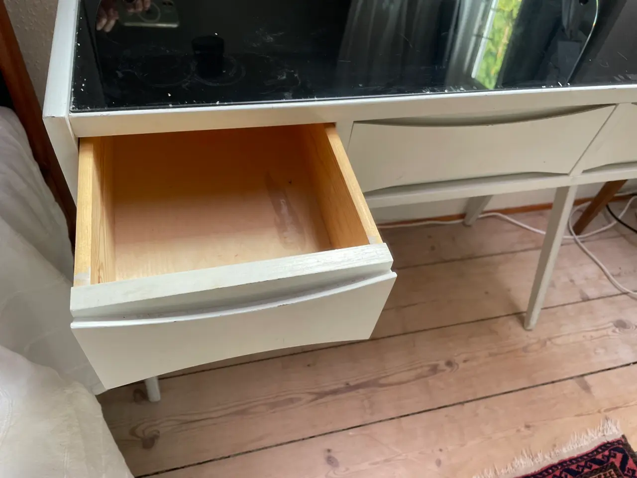 Billede 3 - Make-up bord retro