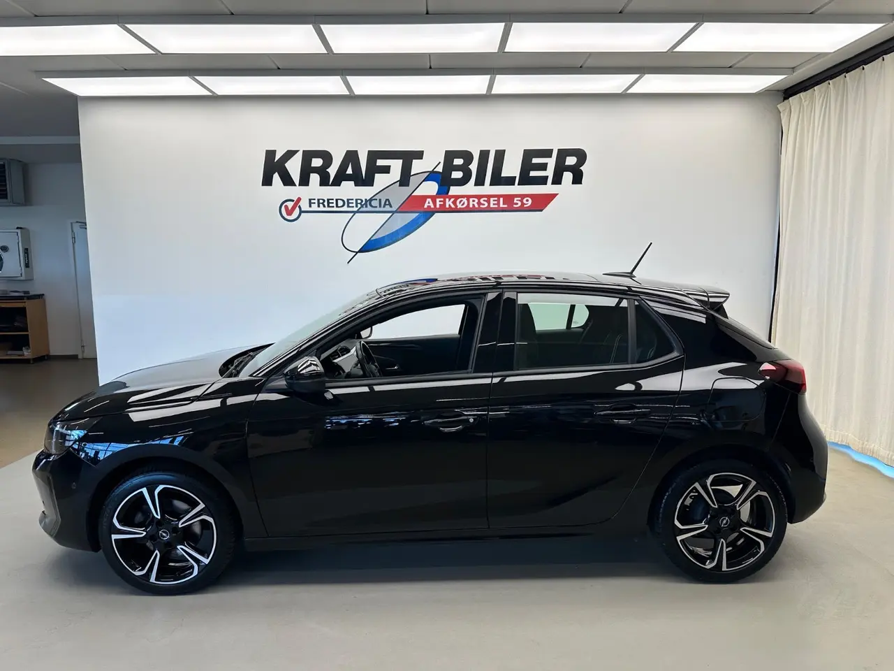 Billede 2 - Opel Corsa 1,2 T 100 Sport