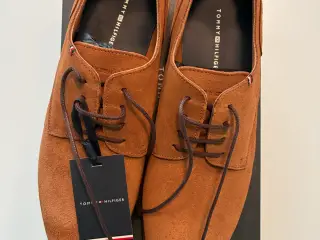 Tommy Hilfiger ruskindsko, str 42, cognac