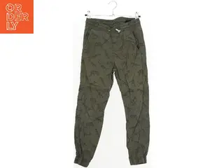 Bukser med dinosaurprint fra H&M (str. 140)