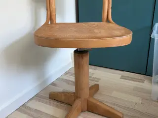 Fritz Hansen DAN drejestol