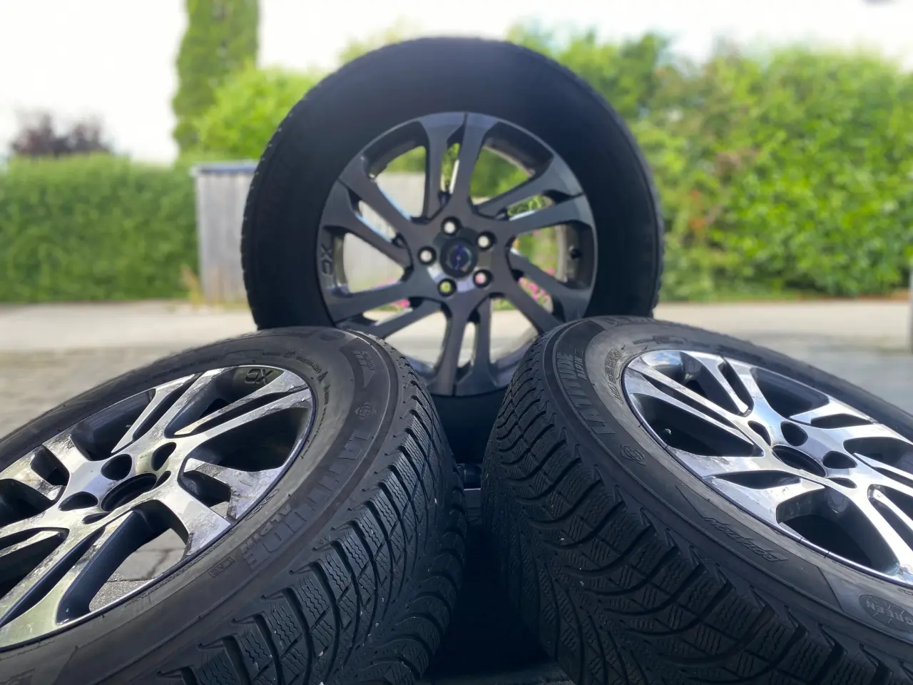 Billede 2 - Orginale Volvo hjul 17” med vinterdæk
