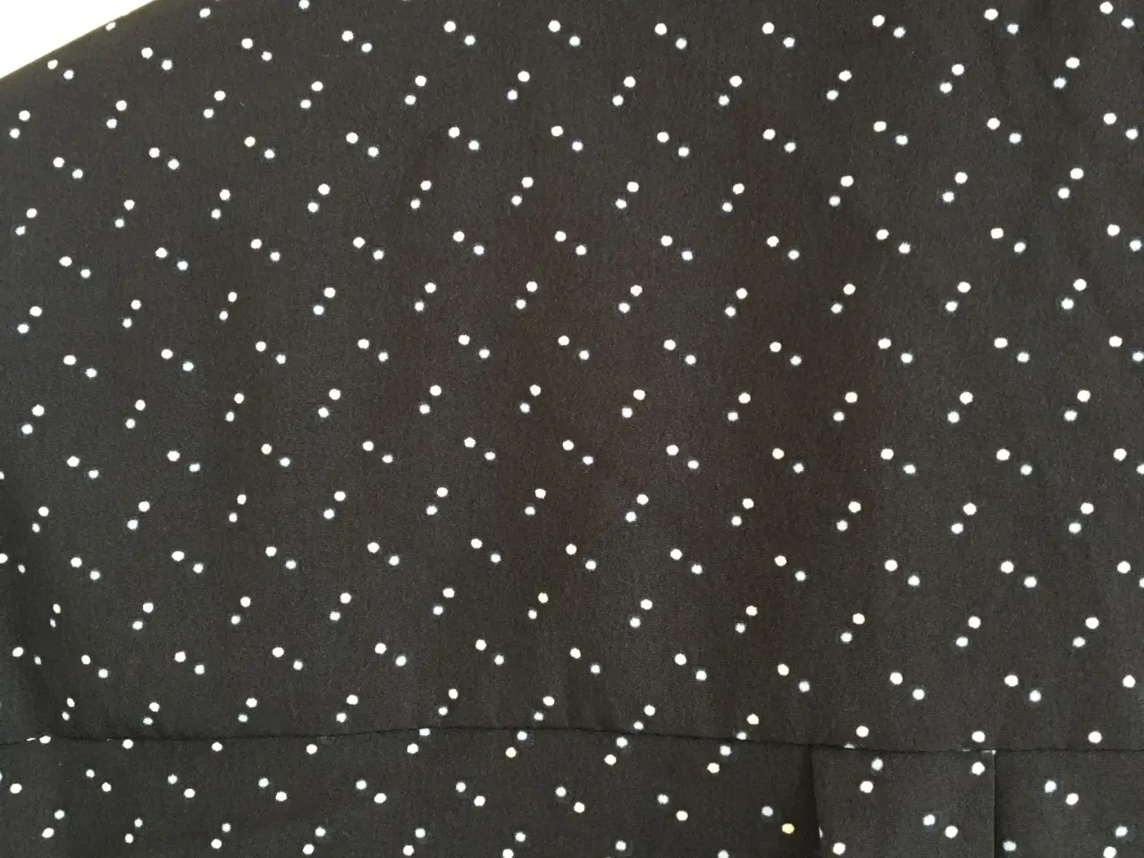 Billede 3 - Navy med prikker Vero moda str. M