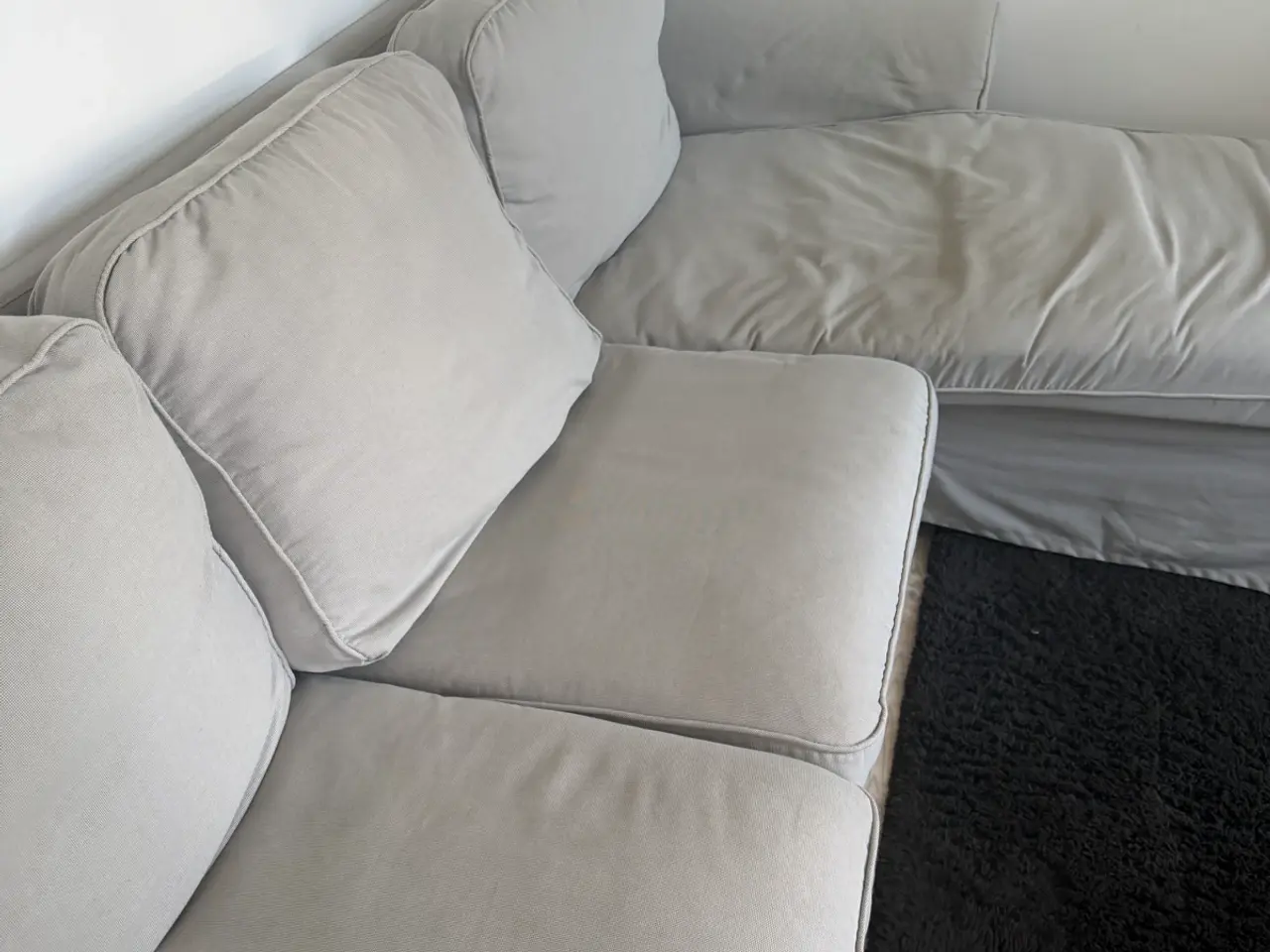 Billede 2 - Sofa i beige gives væk gratis