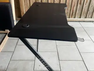 Gamer skrivebord
