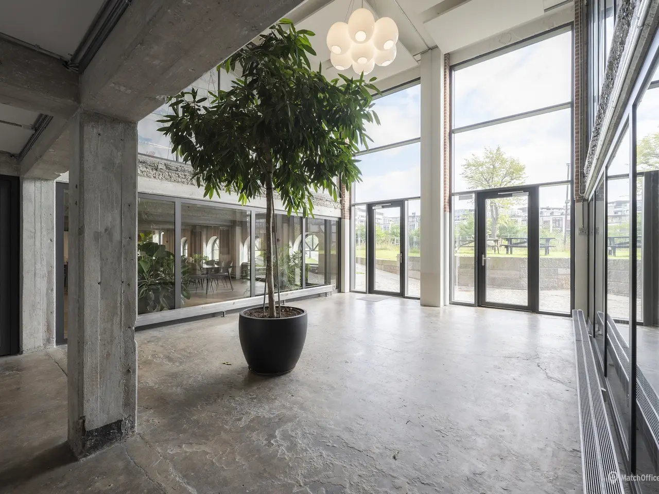 Billede 15 - Pakhuslejemål med  fælles kantine