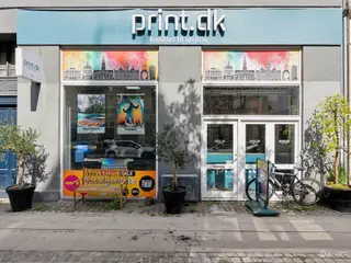 Attraktivt butikslejemål med høj synlighed og stærk beliggenhed på Vesterbrogade