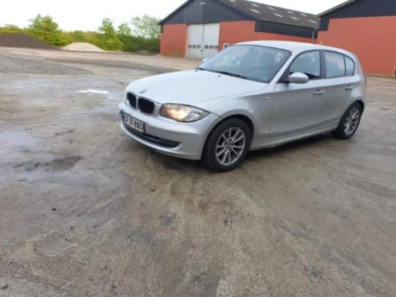 Billede 2 - Bmw 1 serie 118i. 2007 143 Hk benzin  Forbrug. 16,