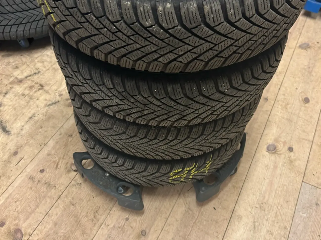 Billede 4 - 14” vinterhjul UP, CITIGO og MII