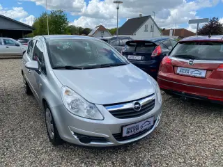 Opel Corsa 1,2 16V Enjoy