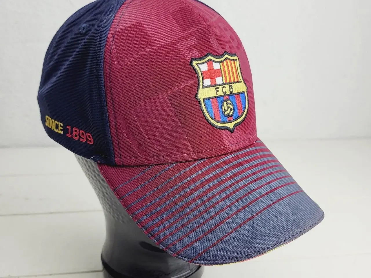 Billede 1 - ⭐️- KASKET - FC Barcelona cap