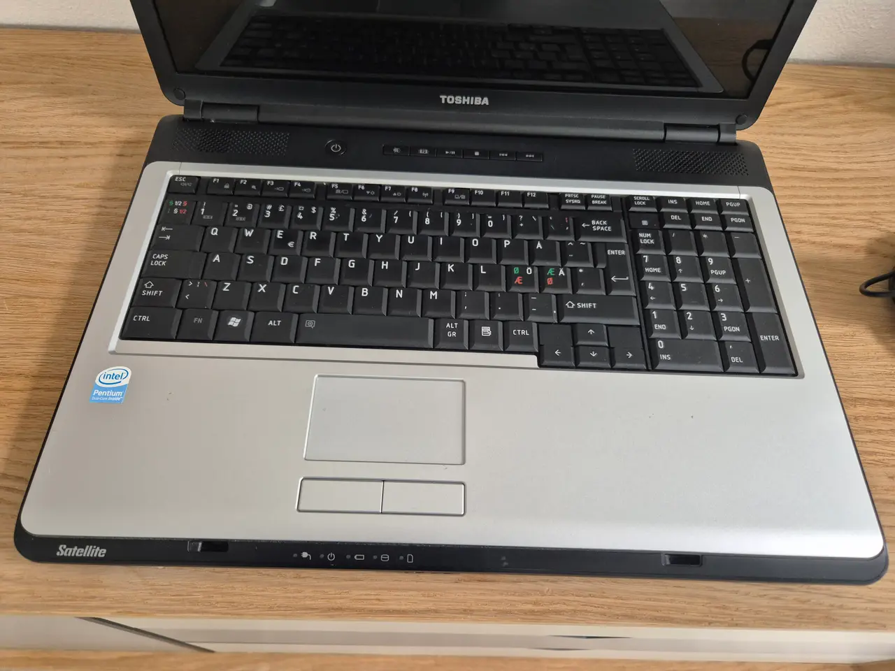 Billede 2 - Toshiba Satellite l350 17” Model PSLD8E, 500 gb hd