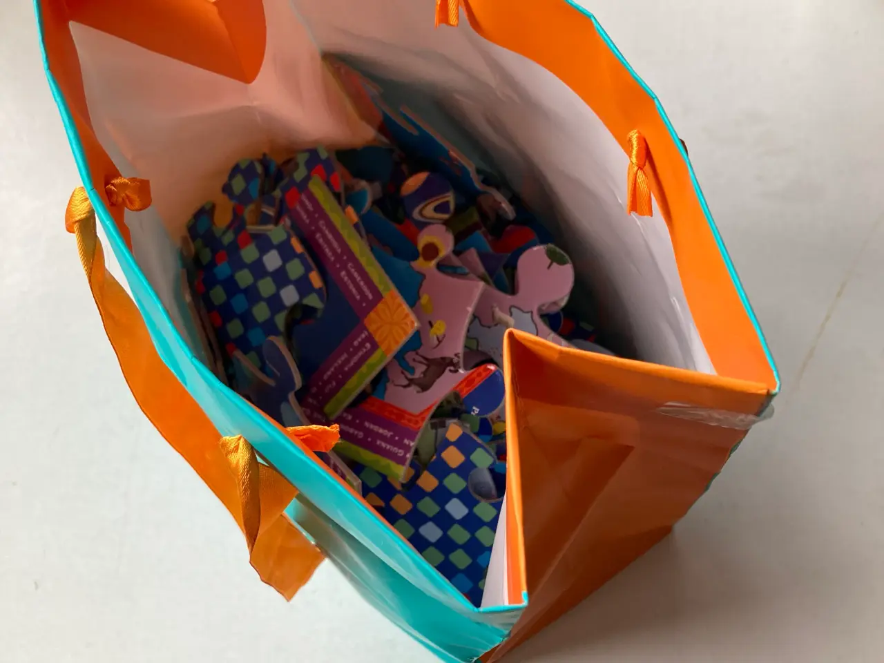 Billede 5 - Puslespil i pose med 100 brikker (se billeder)