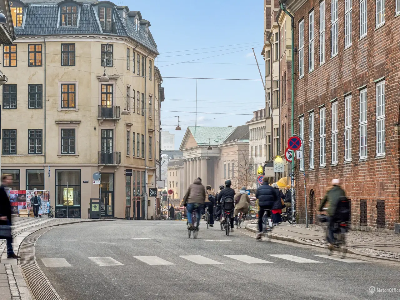 Billede 2 - Kontorlejemål i baghuset af gennem-renoveret ejendom