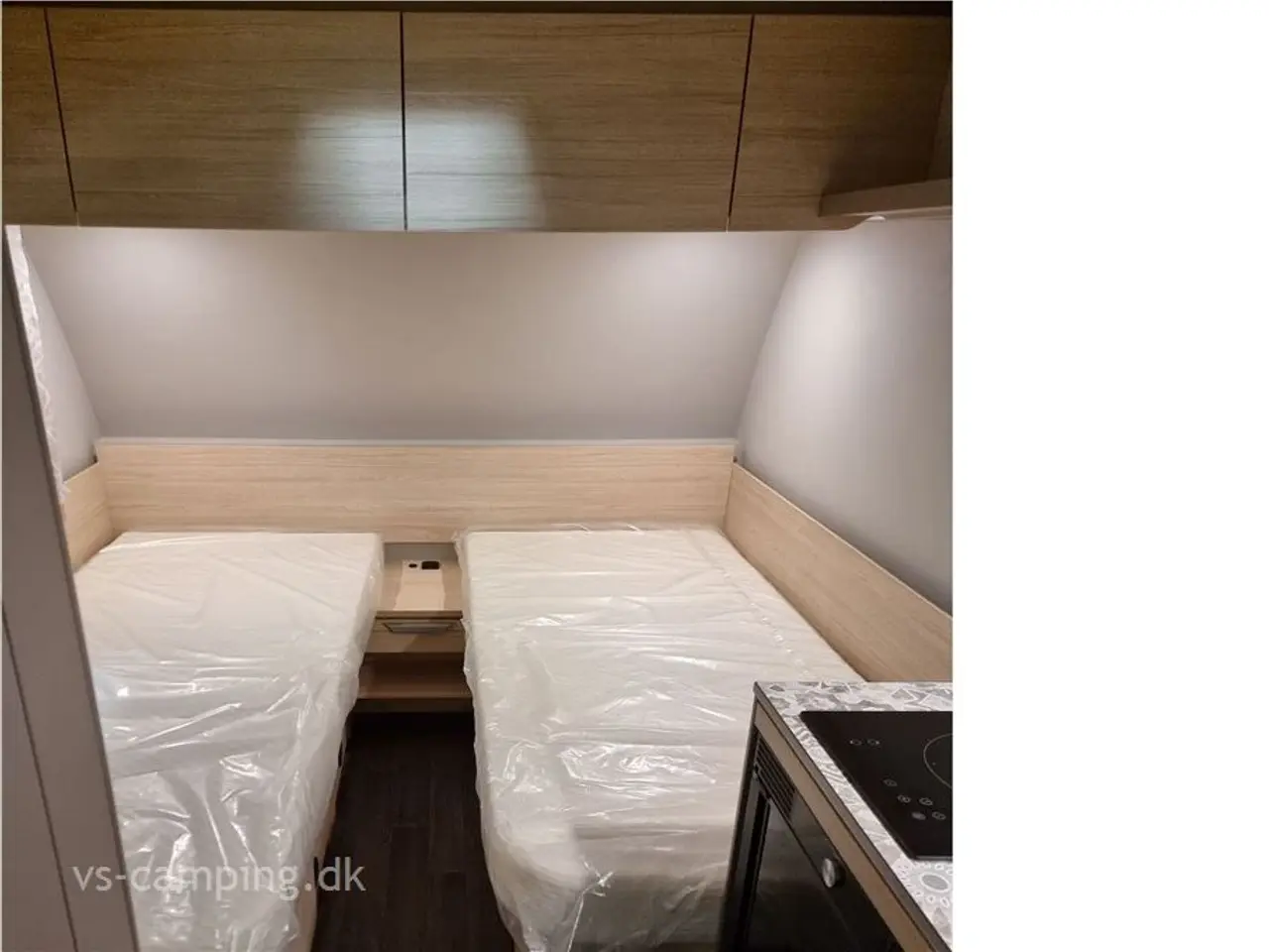 Billede 4 - 2025 - Weinsberg CaraCito 470 EU E-Power ATTRAKTIV CAMPINGVOGN MED ENKELTSENGE & RUNDSIDDEGRUPPE