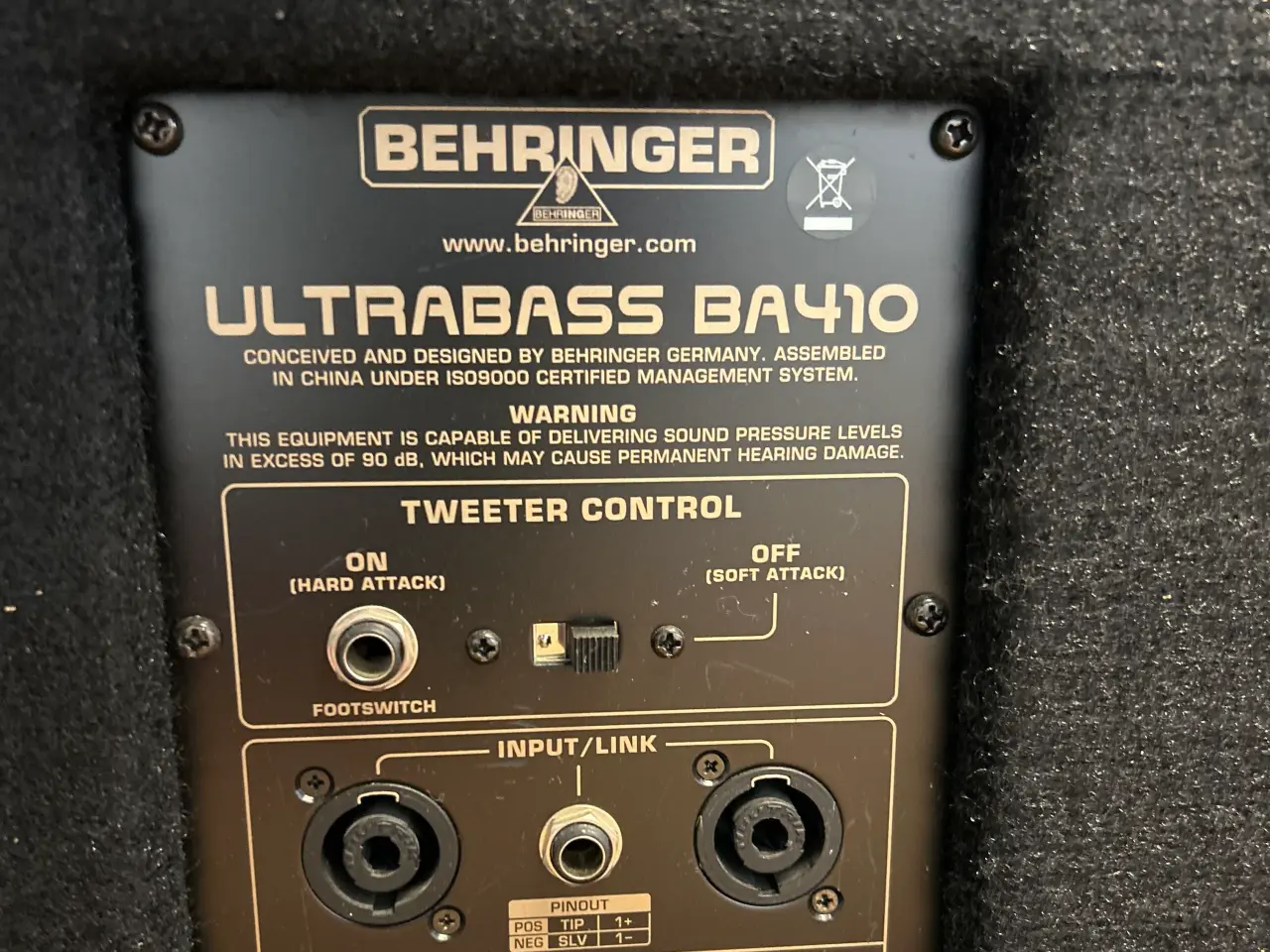 Billede 2 - Behringer Basanlæg/ baskabinet Ultrabass BA410