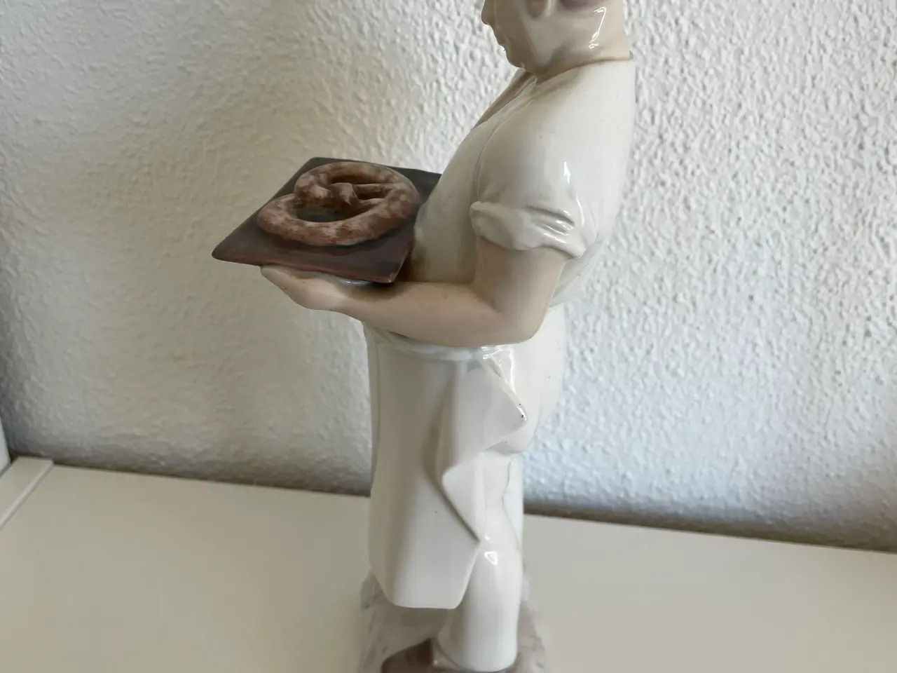 Billede 2 - Bing og Grøndahl figur af bager