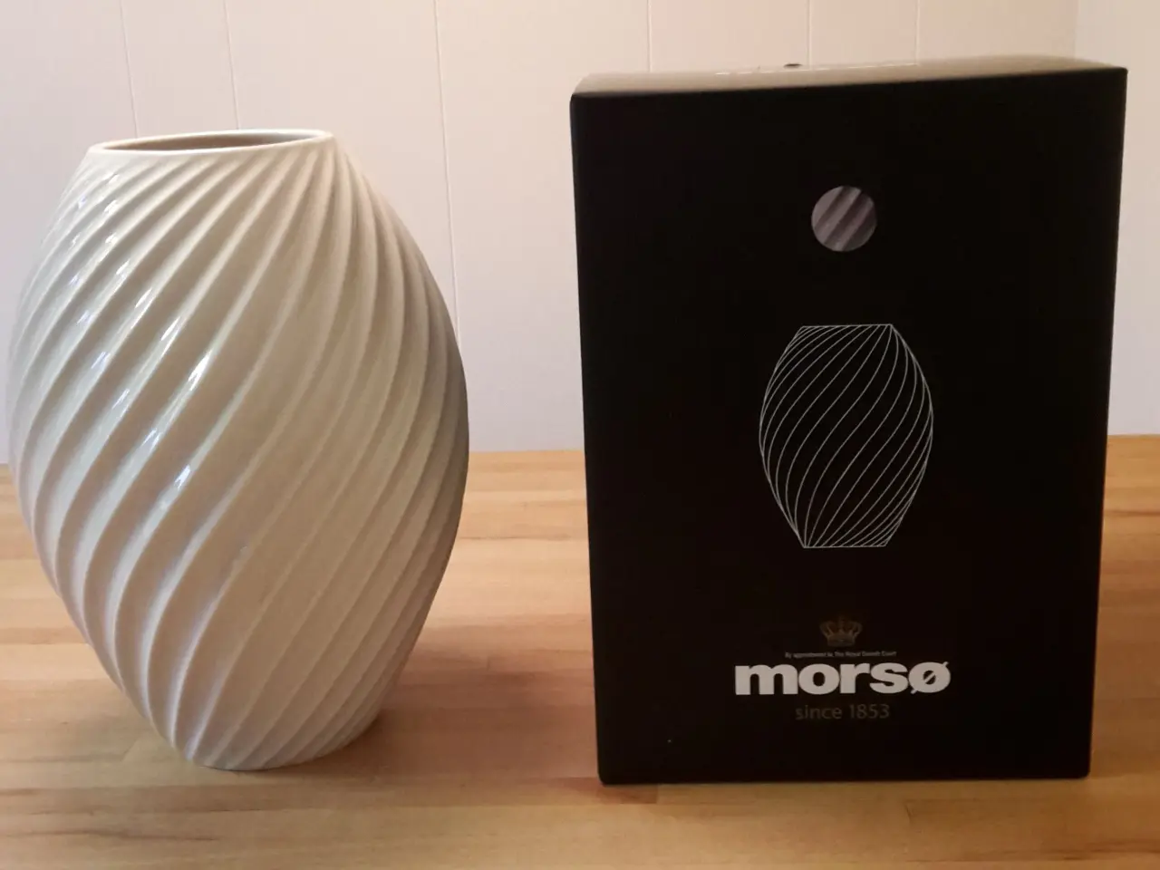 Billede 3 - MORSØ RIVER hvid vase 26 cm