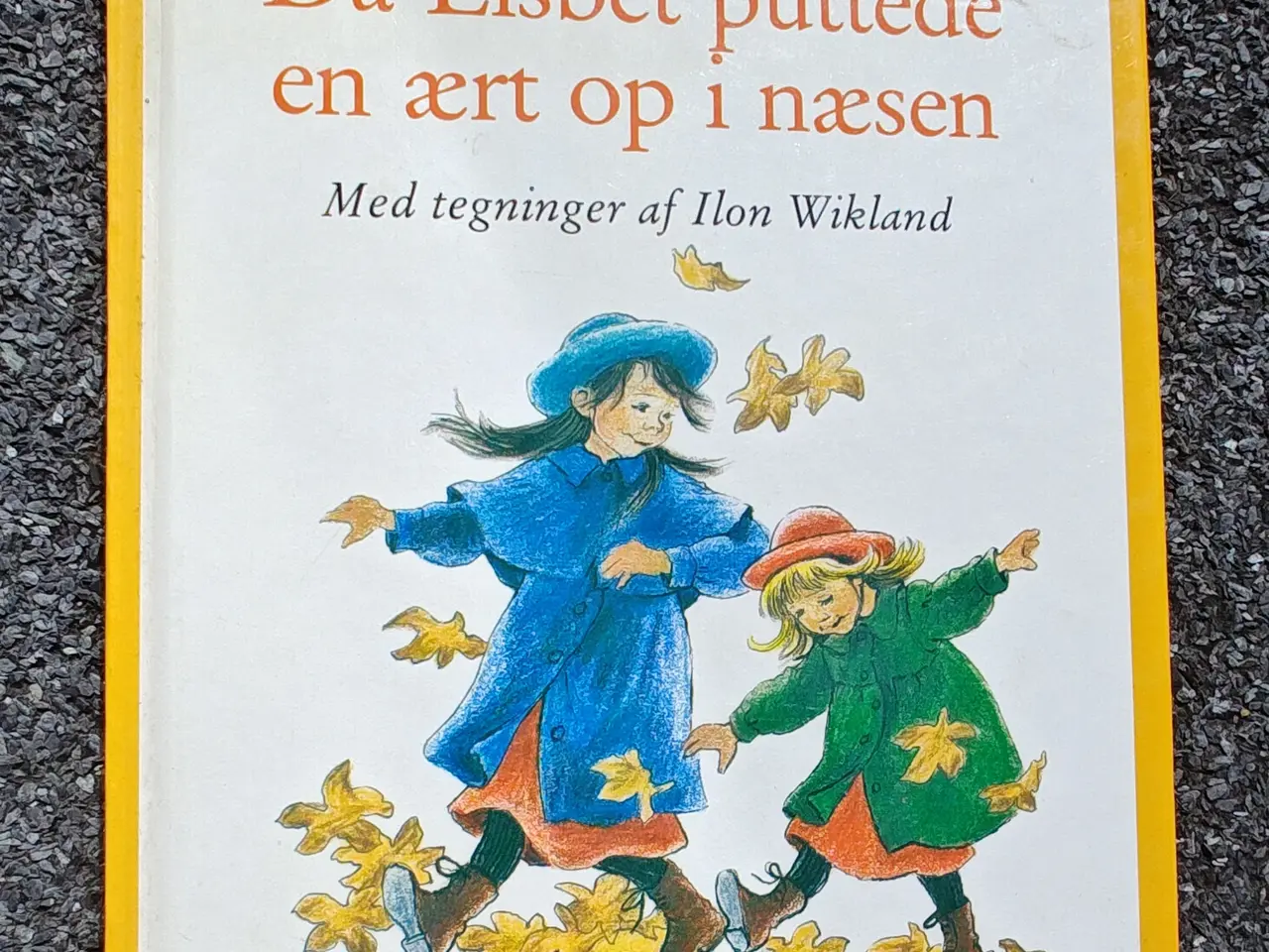 Billede 1 - Da Lisbet puttede en ært op i næsen BOG