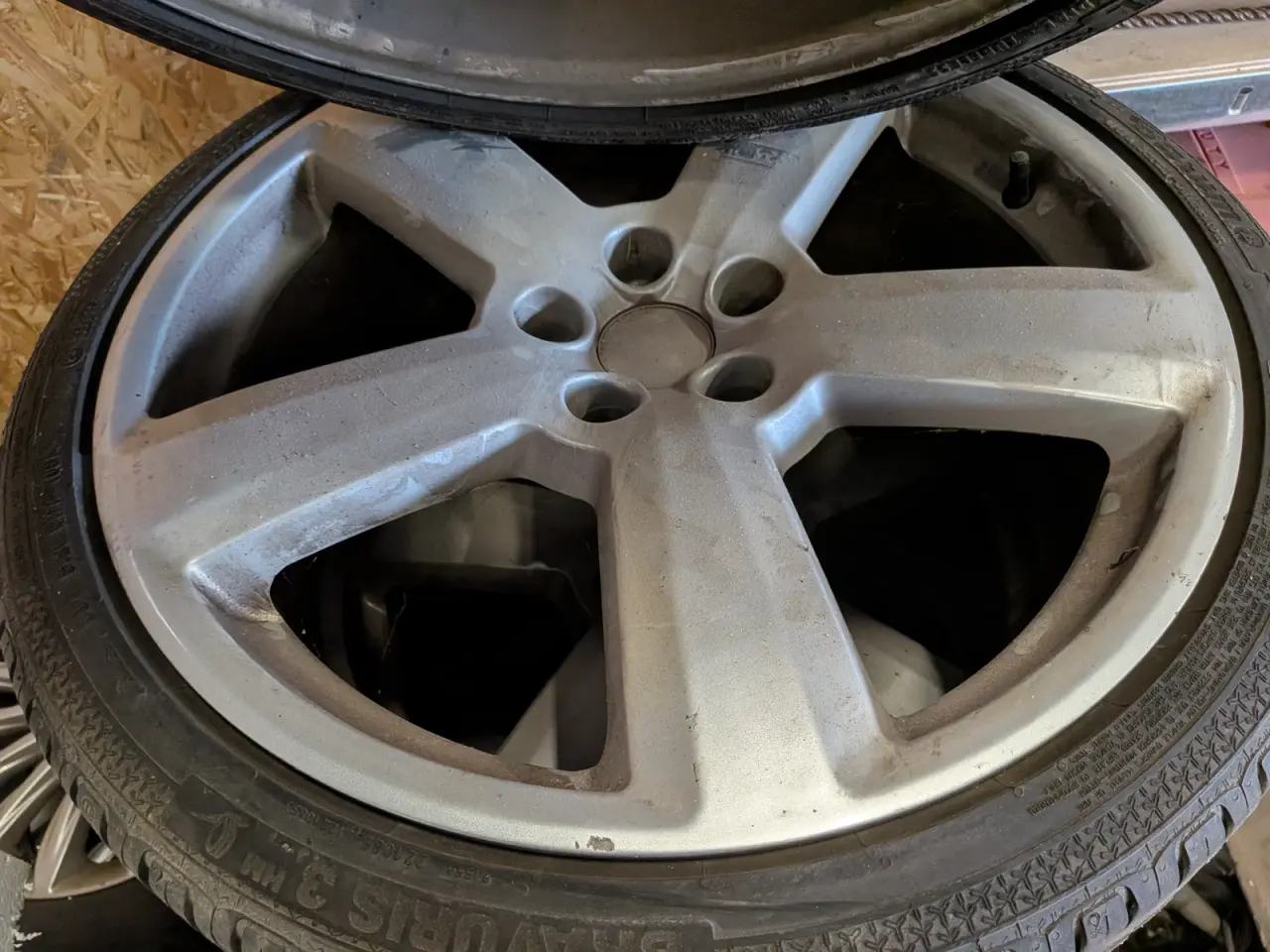 Billede 1 - Alu fælge 2500 kr