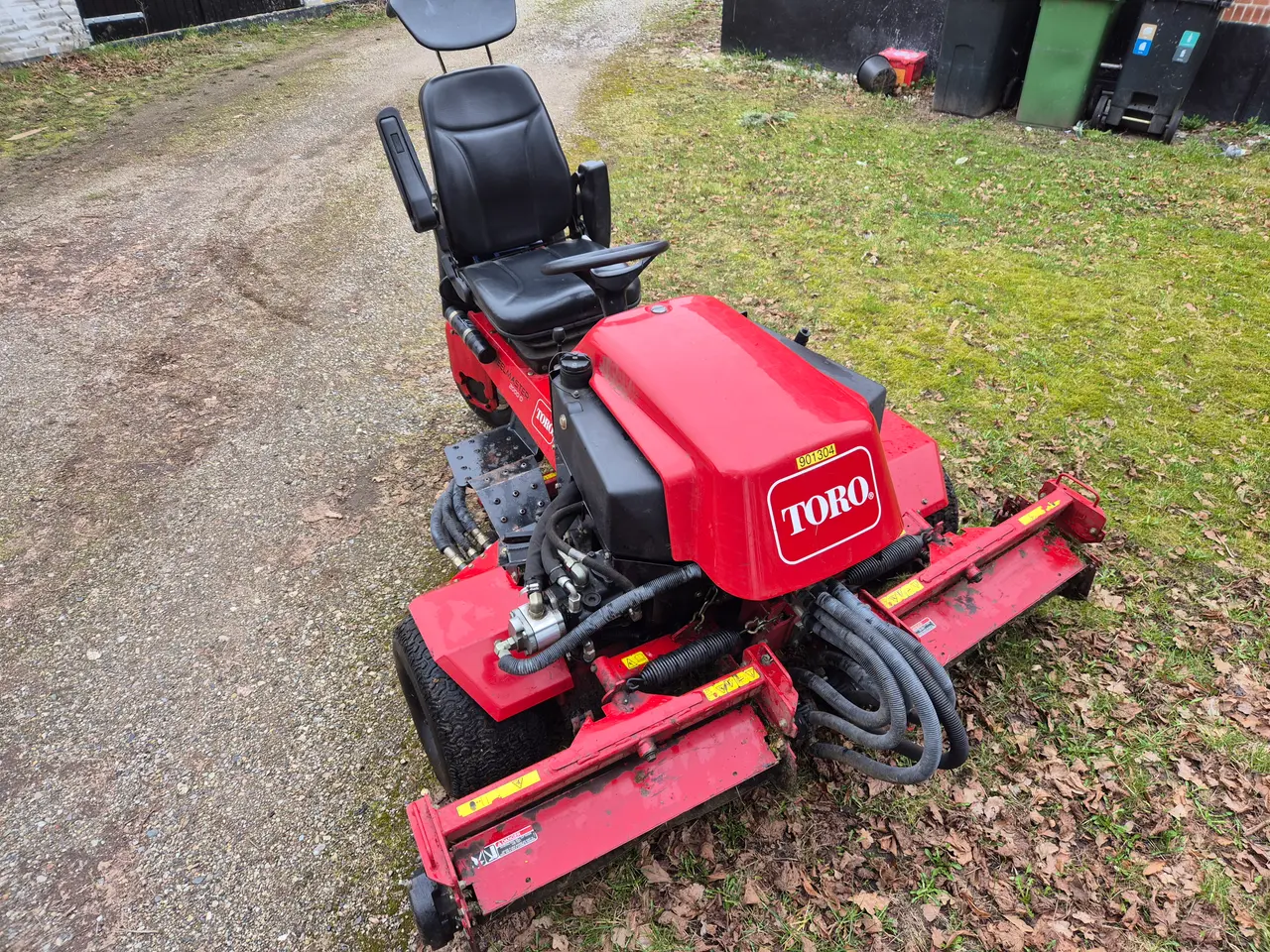 Billede 3 - Toro Reelmaster 2000D diesel cylinderklipper